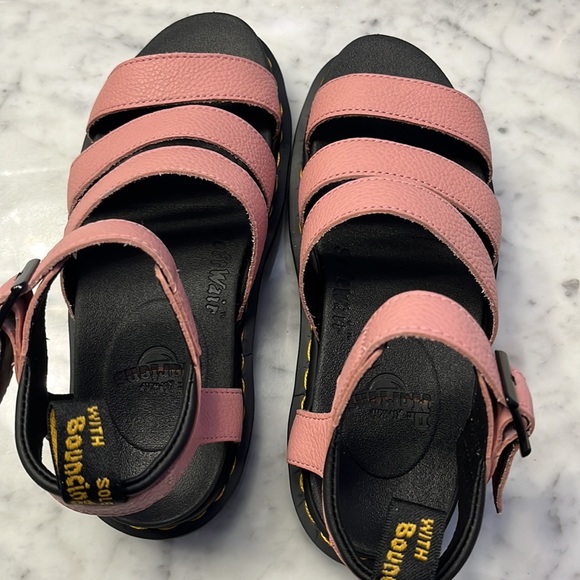Dr. Martens Blaire Sandals in Peach size 7 NEW - Picture 10 of 12